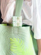 Load image into Gallery viewer, Coopmonsters Square Hawaiian Quilt Sage Hair Claw

