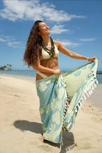 Load image into Gallery viewer, Eha Culture-‘Naupaka Dreams Luxurious Hawaiian Towel
