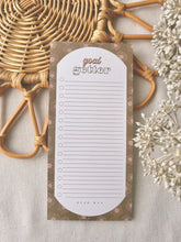 Load image into Gallery viewer, Bujo Bae &quot;Goal Getter&quot; To Do List Notepad
