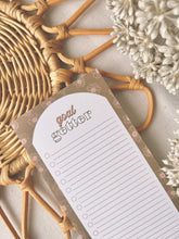 Load image into Gallery viewer, Bujo Bae &quot;Goal Getter&quot; To Do List Notepad

