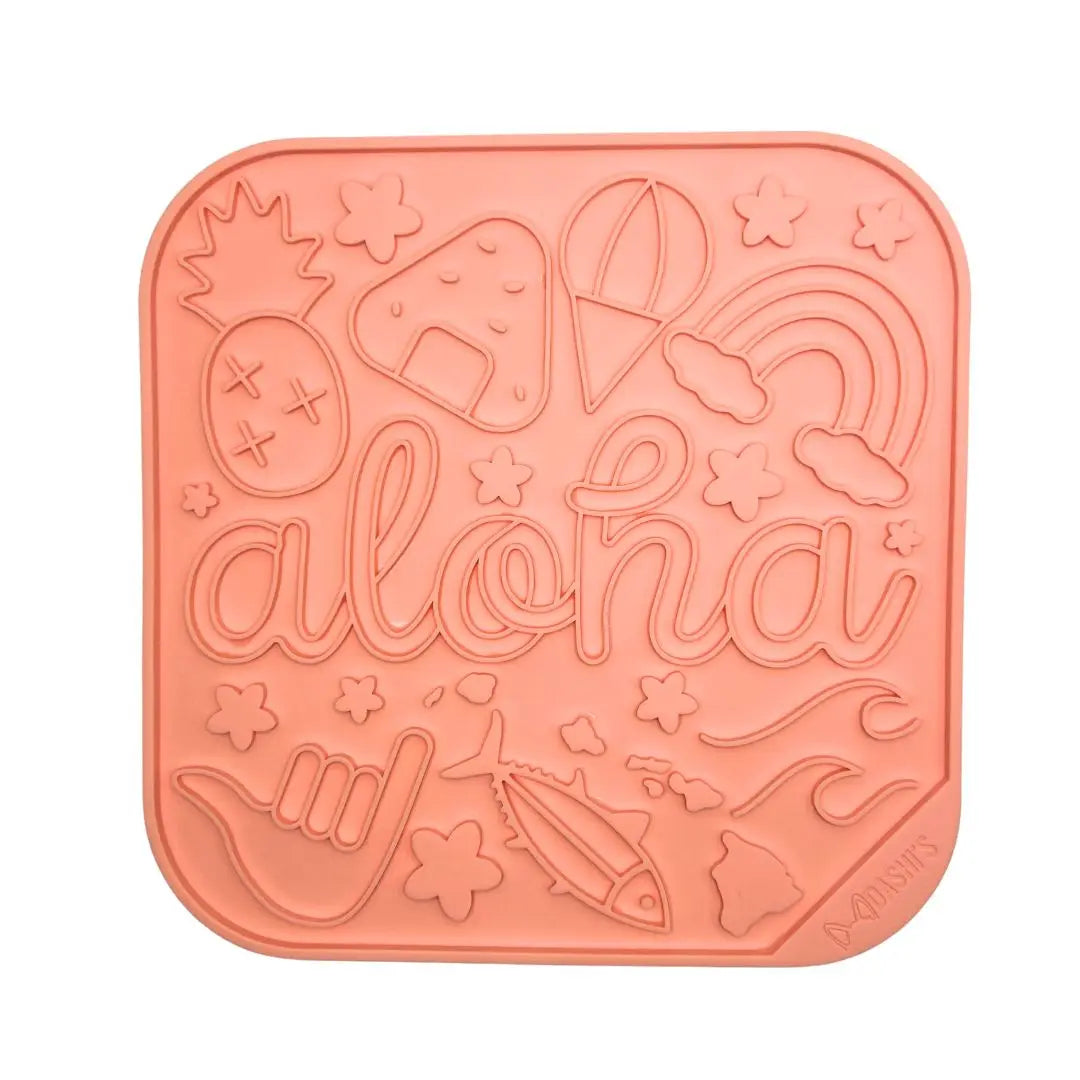 Dashi's Aloha Lick Mat in Peach