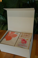 Load image into Gallery viewer, &quot;Hibiscus Chic&quot; Gift Set
