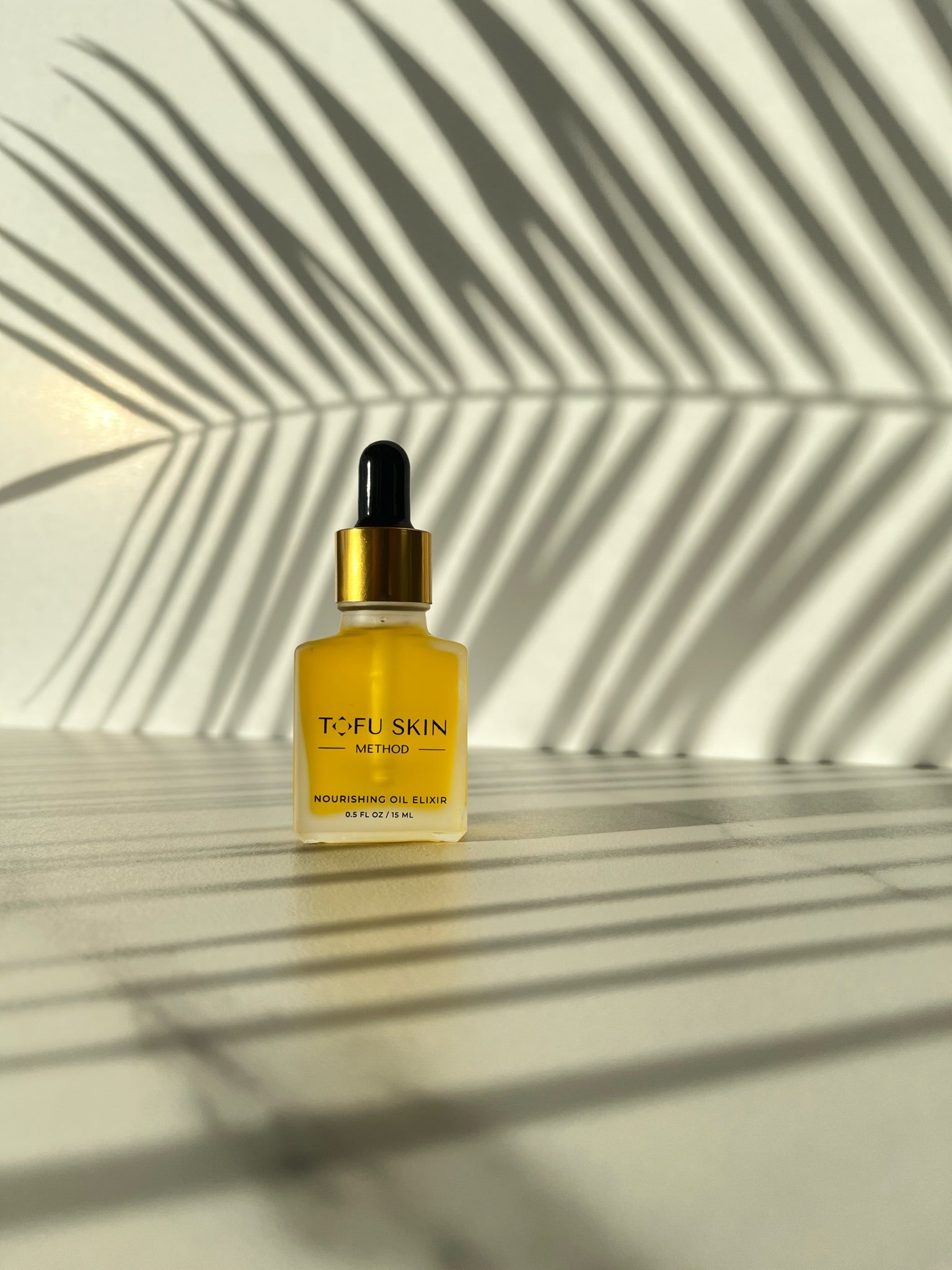 "Traveler's Luxe Essentials" Gift Set