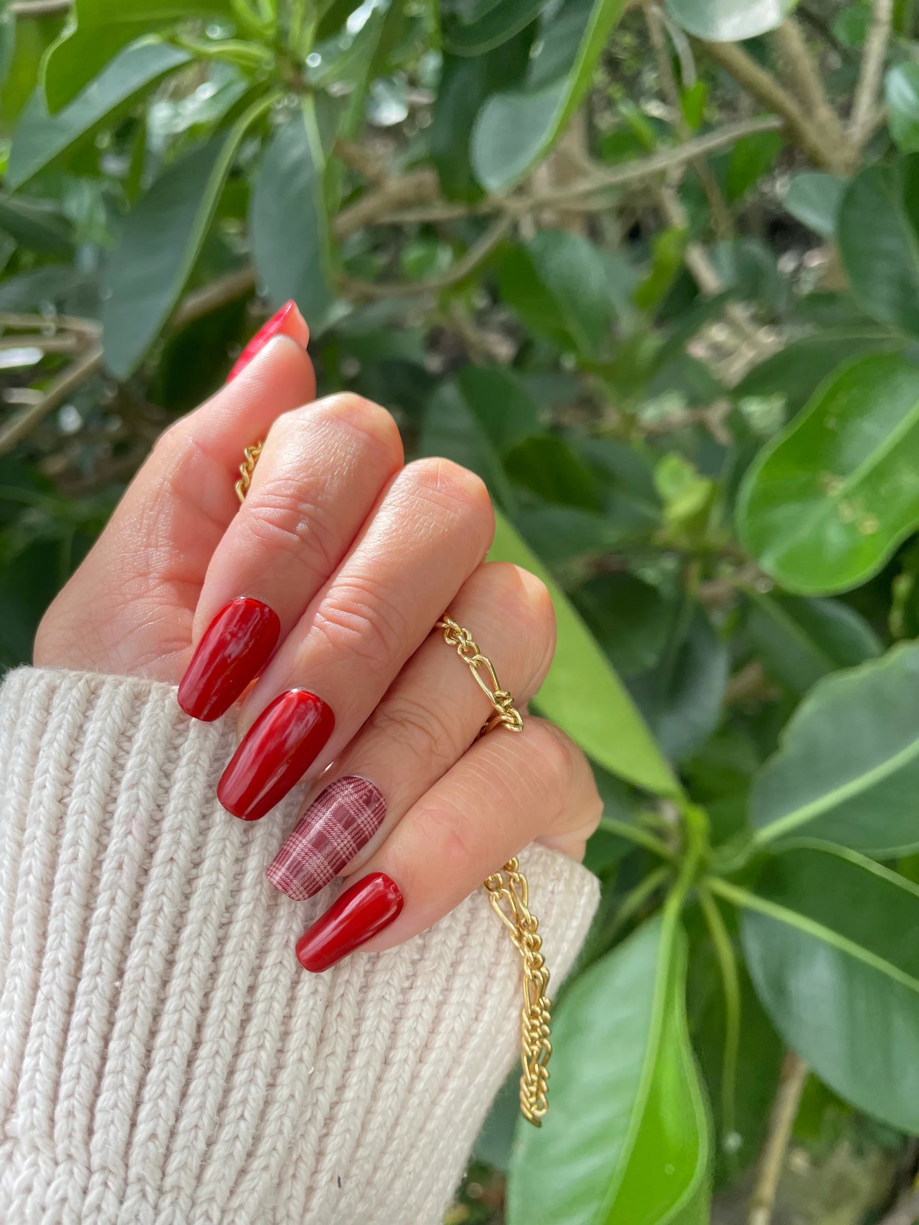 Iwi Nails Palaka Collection Ula
