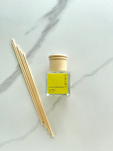 Load image into Gallery viewer, Amlou Living Reed Diffuser-Citron &amp; Mandarin

