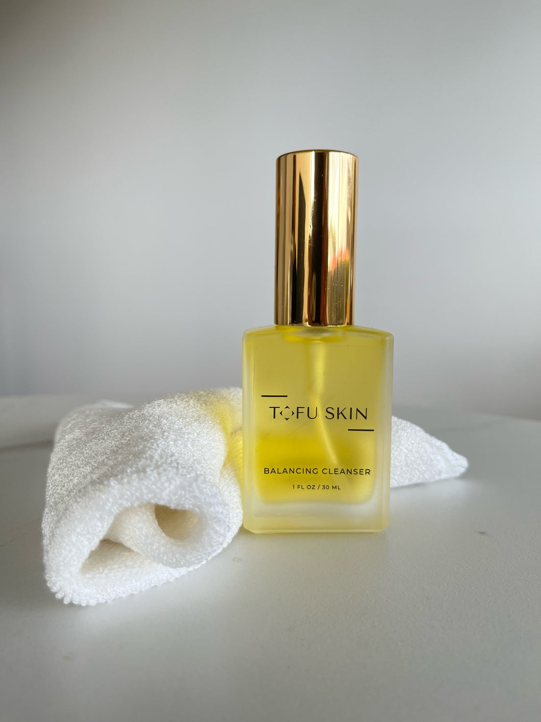 Tofu Skin Method Balancing Cleanser-30mL Travel Size Pump Bottle