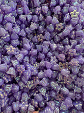 Load image into Gallery viewer, Kailua Beads Make your own Crown Flower lei
