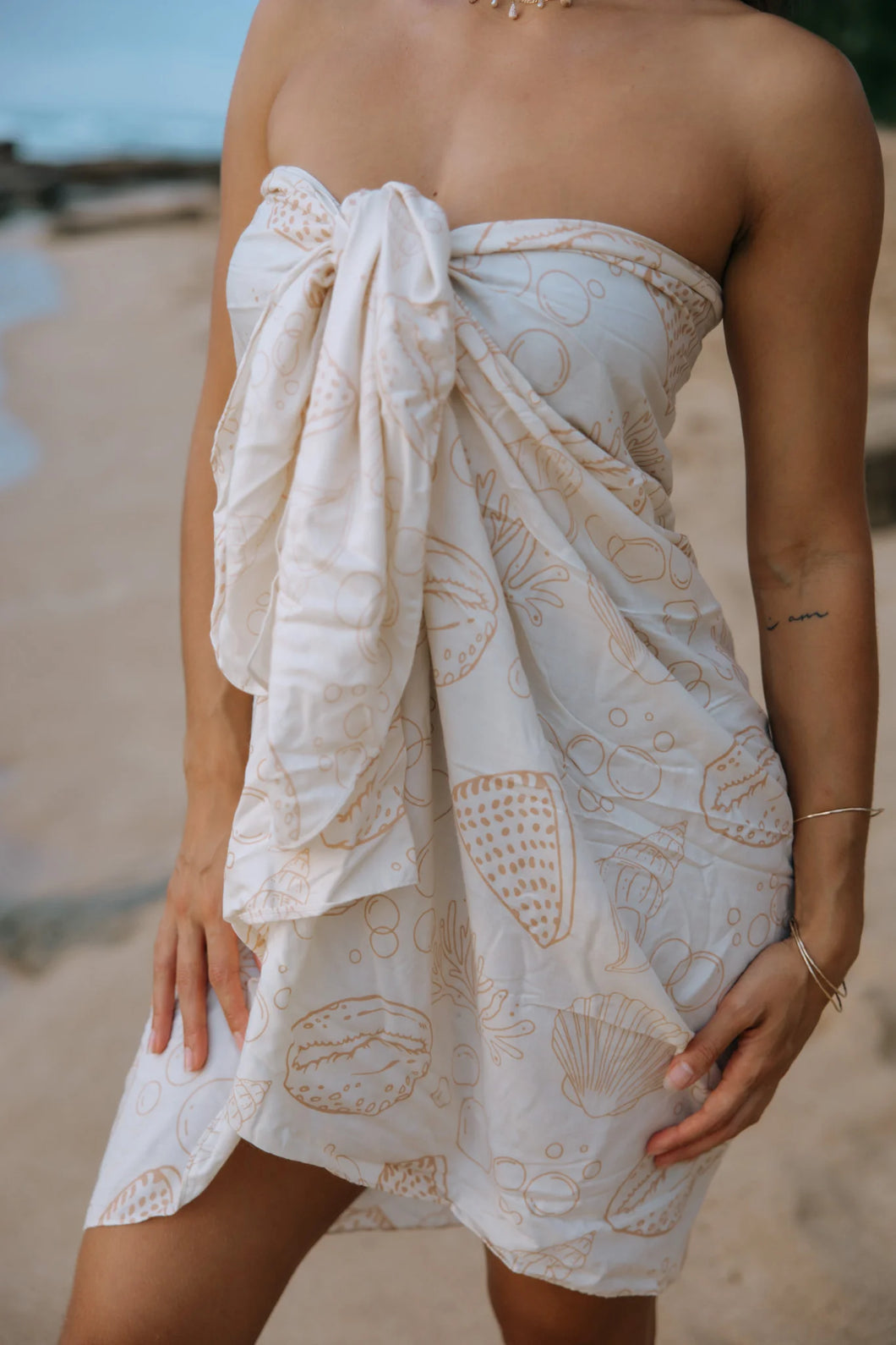 Revel Sun Hawaii Shell Yeah Pareo
