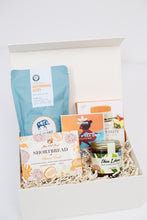 Load image into Gallery viewer, &quot;Gourmet Delights Select&quot; Gift Set
