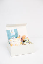 Load image into Gallery viewer, &quot;Gourmet Delights Select&quot; Gift Set
