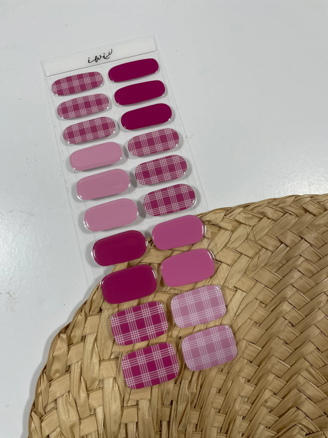 Iwi Nails Palaka: Malolo Syrup