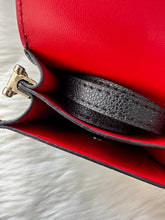 Load image into Gallery viewer, Oceans End Megan Crossbody in Onyx
