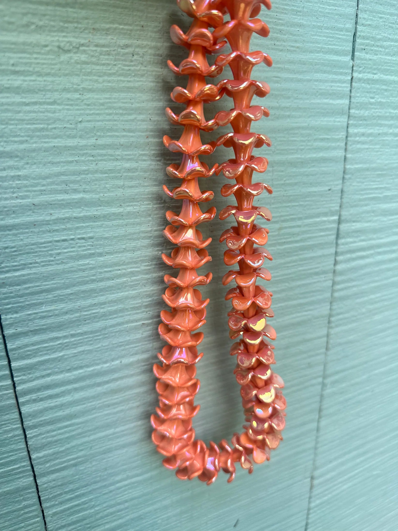 Kailua Beads Make Your Own Puakenikeni Lei-Orange