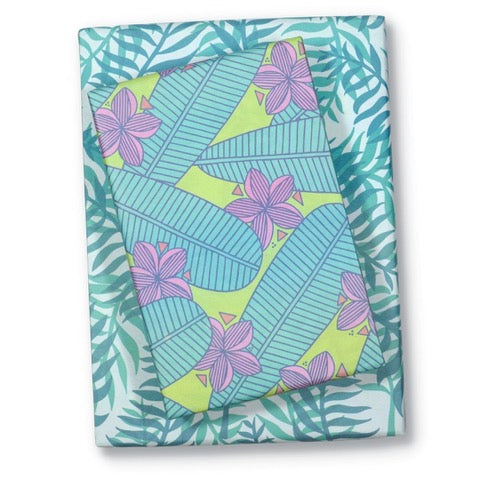 Wrappily Double-Sided Everyday Eco Wrapping Paper – Plumeria/Palms