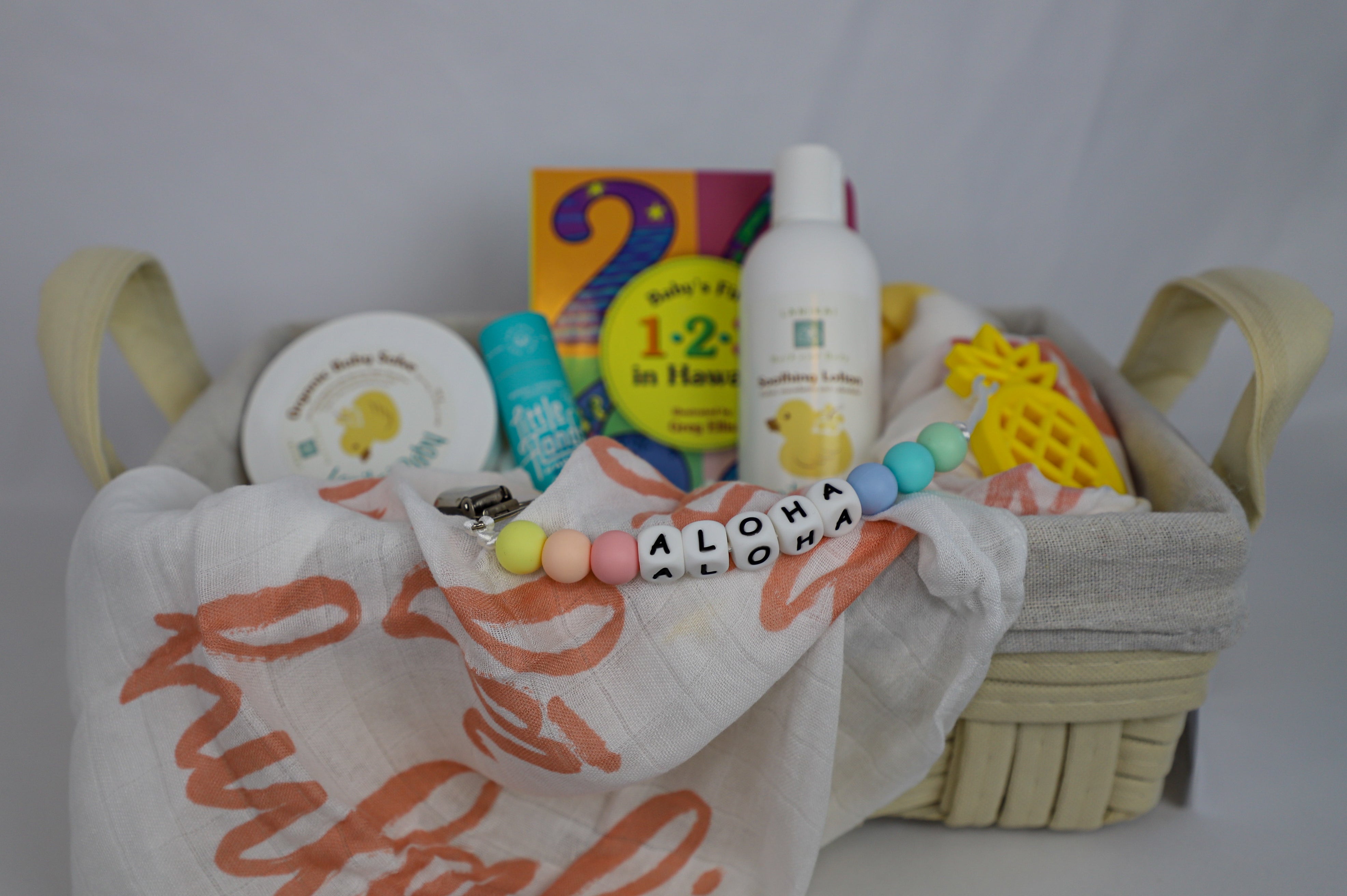 "Welcome To The World" Baby Gift Set